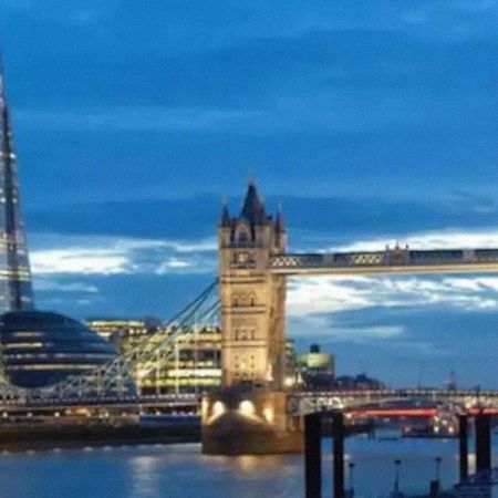 Aplacetostay Central London Apartment, Zone 1 Car Екстер'єр фото