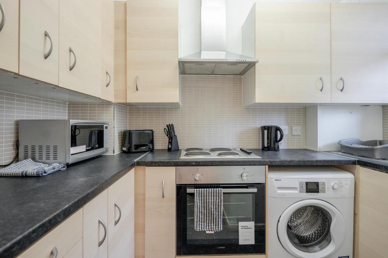 Aplacetostay Central London Apartment, Zone 1 Car Екстер'єр фото